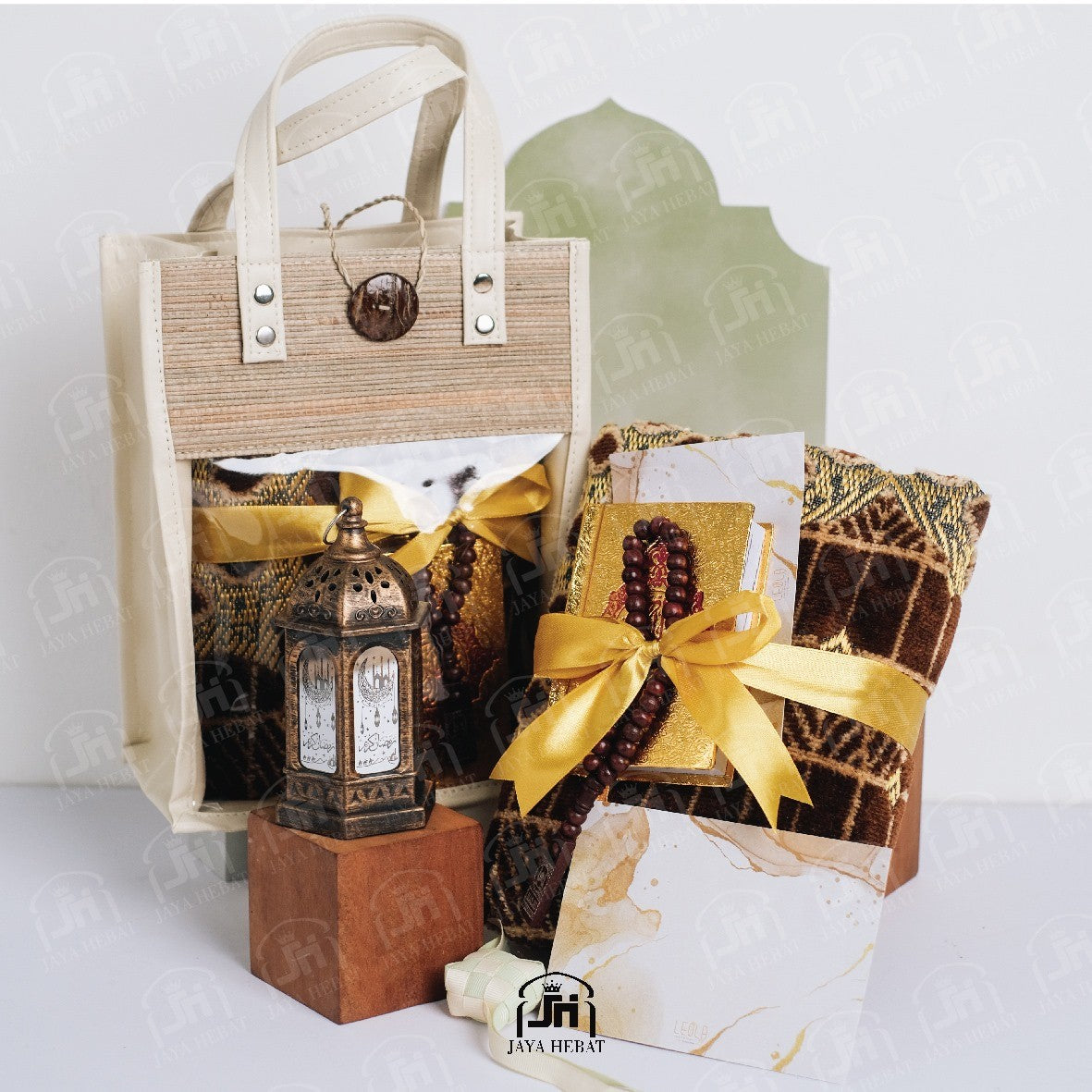 Hampers Kado Hadiah Pernikahan Ulang Tahun Wisuda Type A