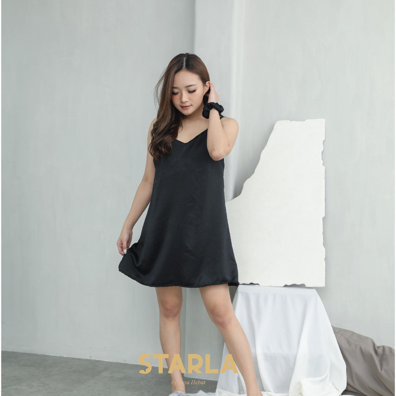 Maira Short Backless Dress